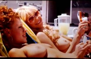 laura prepon topless with jo newman in lay favorite 6780 4