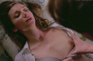 lauren lapkus topless in crashing 2295 8