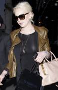 lindsay lohan breasts prove she wasnt shopping for a bra 5034 11