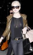 lindsay lohan breasts prove she wasnt shopping for a bra 5034 6