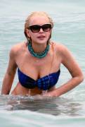 lindsay lohan breasts slip of her bikini in miami 3767 3