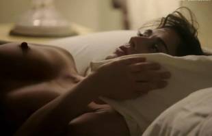 lizzy caplan nude in bed on masters of sex 8422 5