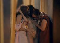 lucy lawless jamie murray threesome sex scene on spartacus 1539 12