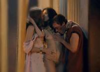 lucy lawless jamie murray threesome sex scene on spartacus 1539 13