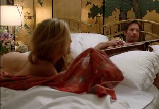 maggie grace ass bared in pillow talk on californication 9780 17