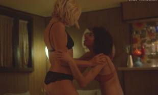 malin akerman kate micucci nude threesome in easy 0394 2