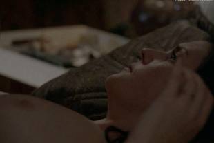 melanie lynskey nude in bed on togetherness 1140 24