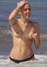 miley cyrus bares topless breasts with boyfriend at beach 3085 8
