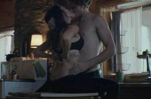 nadine crocker nude in cabin fever sex scene 8562 1