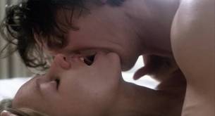 naomi watts topless nipples perk up in 21 grams 6014 2