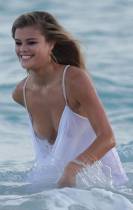 nina agdal breast slips out during beach shoot 1447 5