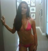 olivia munn nude photo leaks out after phone hack 2449 8