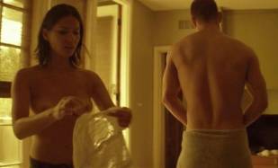 olivia munn topless adds the magic in magic mike 8094 10