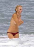 pamela anderson topless run at french beach 3604 2