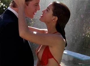 phoebe cates topless in fast times at ridgemont high 4593 20