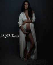 pregnant kourtney kardashian nude baring nipples in dujour 3