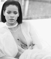 rihanna breasts bared in needed me music video 0817 13