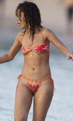 rihanna nipples come out for sun in wet bikini 7697 2