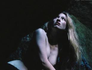 sophie lowe nude in autumn blood 4914 12