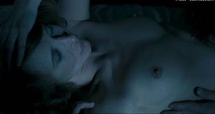 vera farmiga nude in in tranzit 1882 5