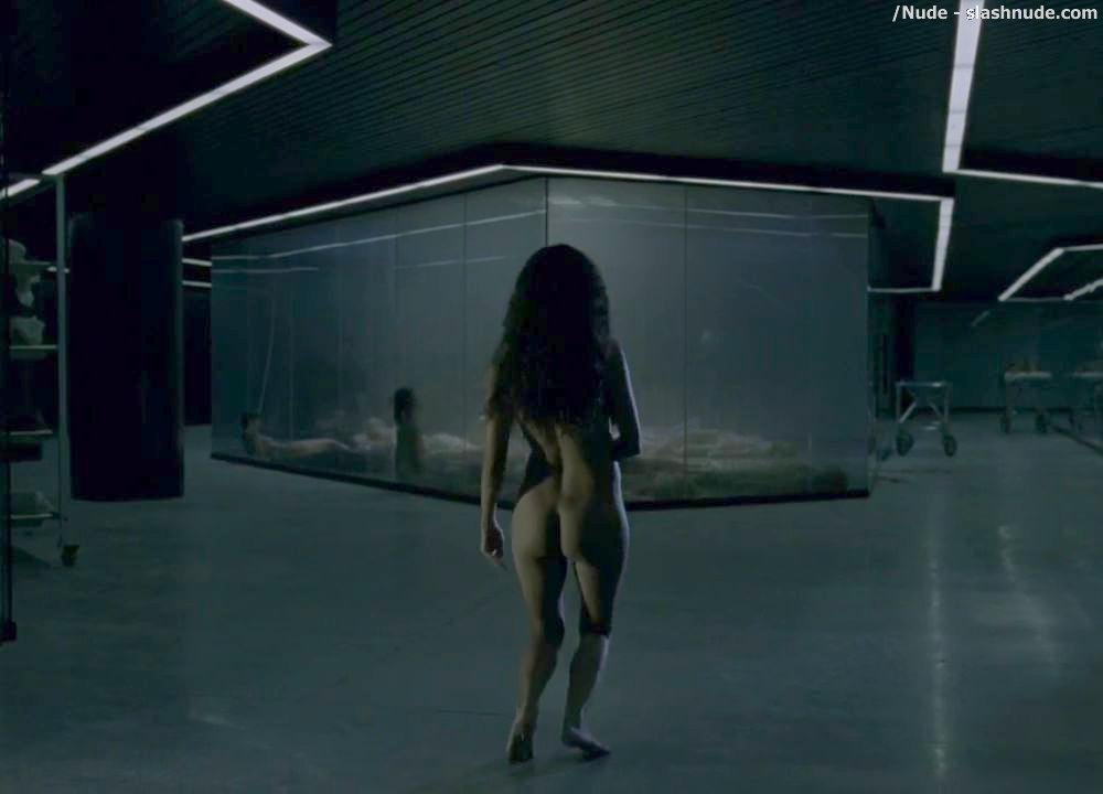 Thandie Newton Nude In Westworld 25