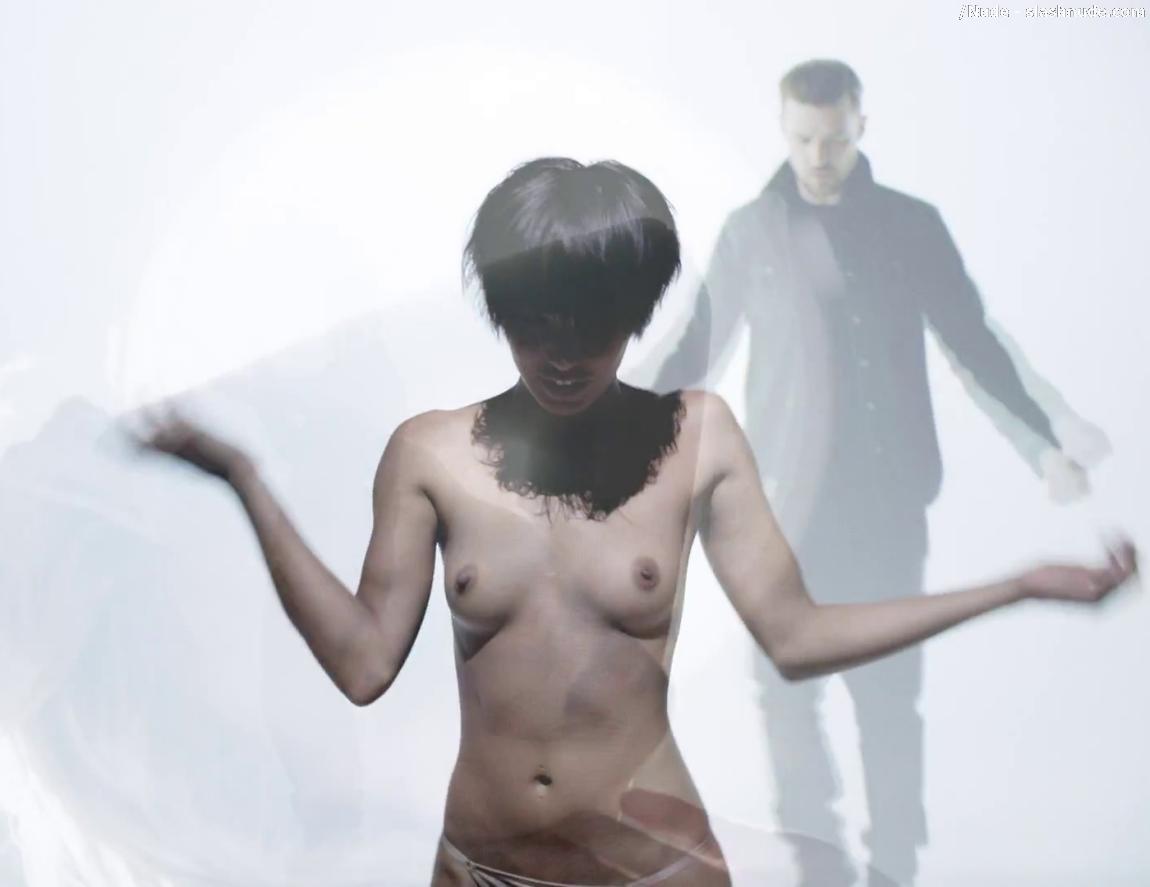 Topless Women In Justin Timberlake Uncensored Tunnel Vision 47