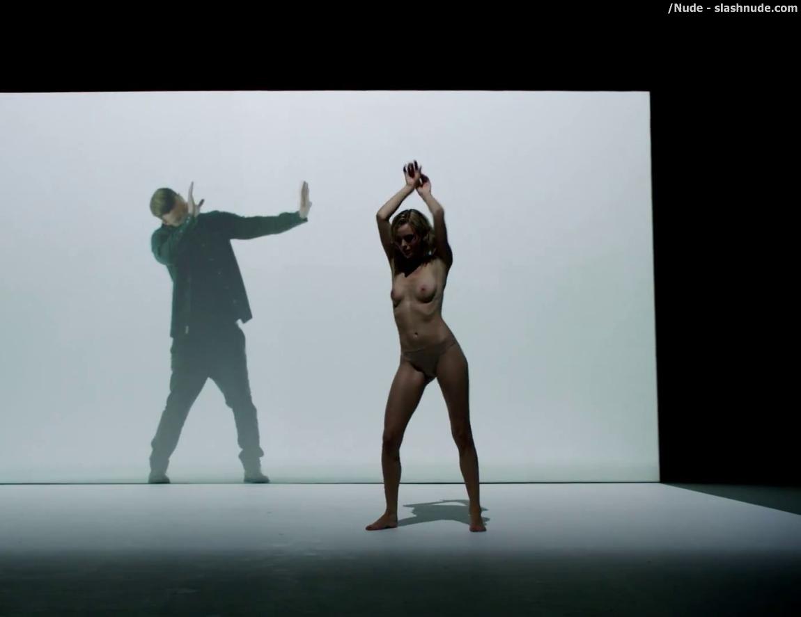 Topless Women In Justin Timberlake Uncensored Tunnel Vision 7