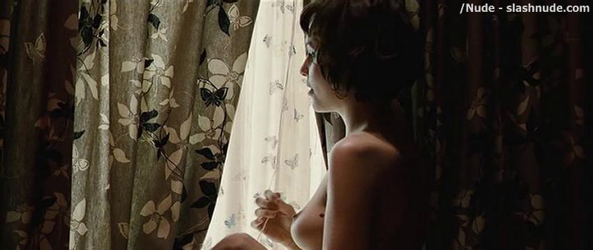 Tuppence Middleton Topless Breasts Revealed In Cleanskin 11