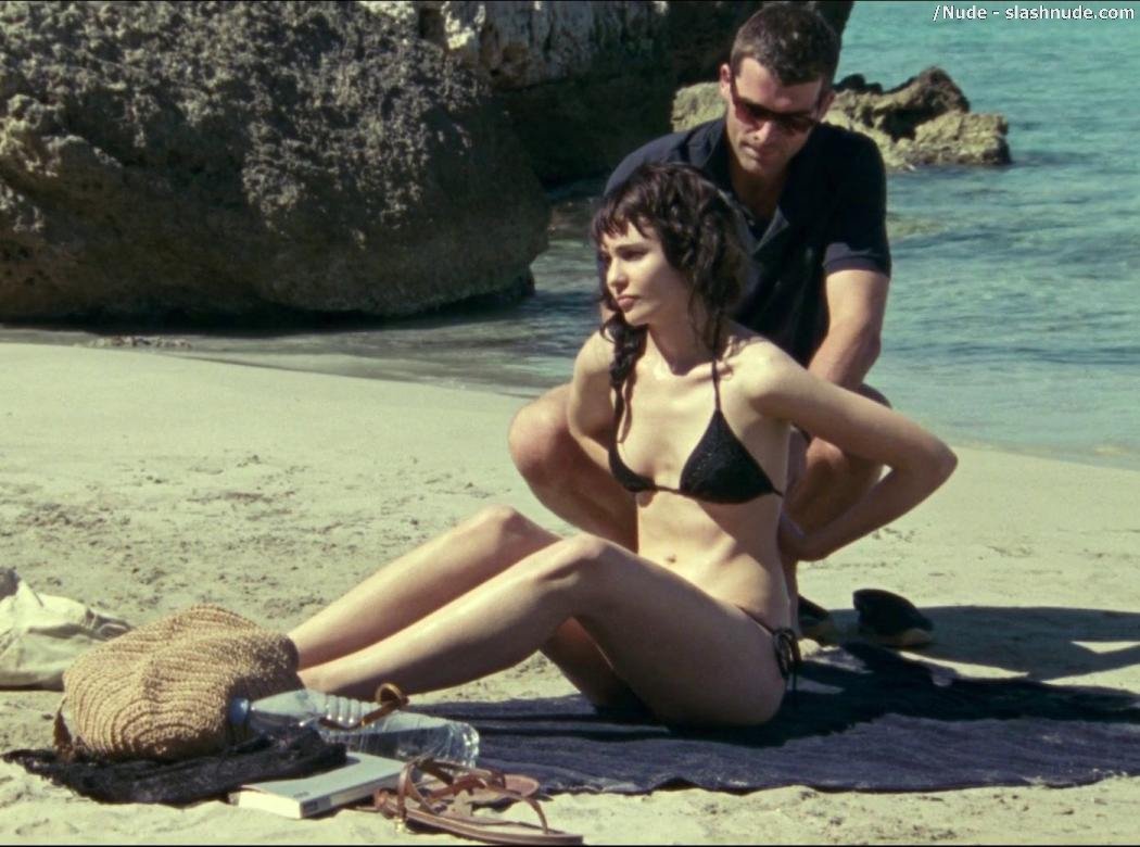 Tuppence Middleton Topless In Trap For Cinderella 26