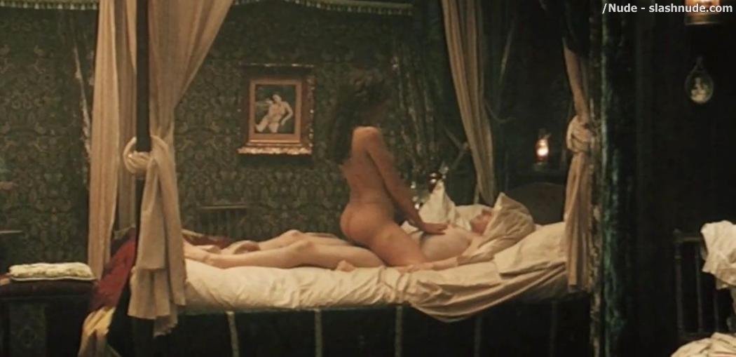 Vahina Giocante Nude Sex Scene In Blueberry 9