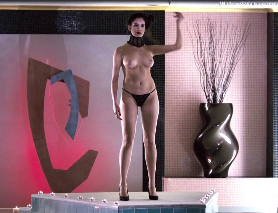 Valentina Di Paola Topless In Cha Cha Cha 17