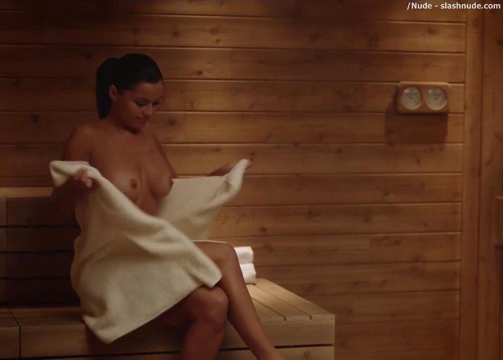 Vera Nova Nude In Ballers Sauna Scene 1