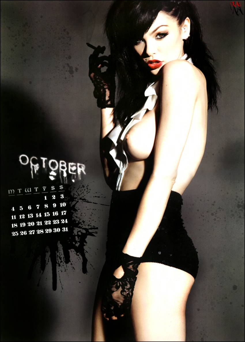 Vikki Blows Nude For Her 2010 Calendar 11