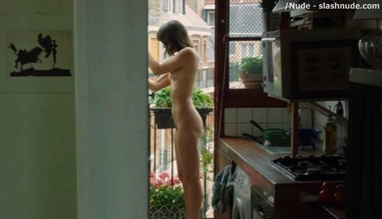 Vimala Pons Nude To Trim The Bush In French Flick 5