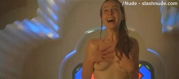 Violante Placido Nude In Bathtub Is Blast From Past 18