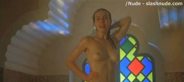 Violante Placido Nude In Bathtub Is Blast From Past 7