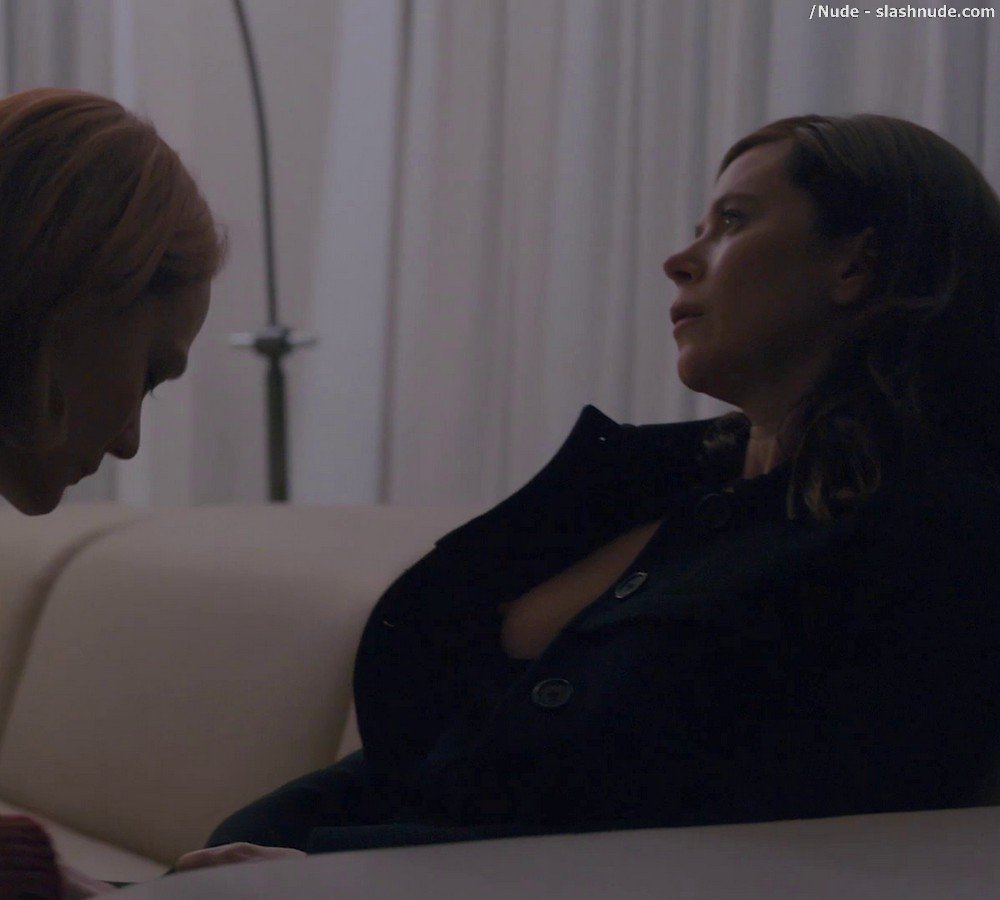 Anna Friel Topless With Louisa Krause In Girlfriend Experience 10
