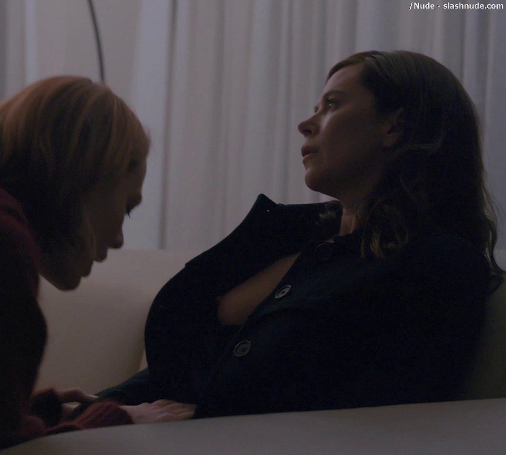 Anna Friel Topless With Louisa Krause In Girlfriend Experience 9