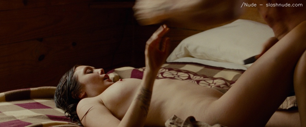 Elizabeth Olsen Nude In Oldboy 21
