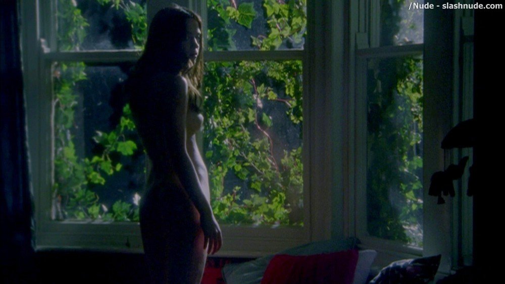 Emily Blunt Nude With Natalie Press In My Summer Of Love 16