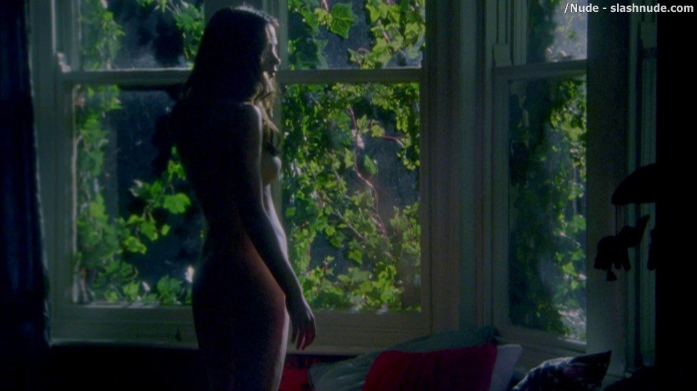 Emily Blunt Nude With Natalie Press In My Summer Of Love 17