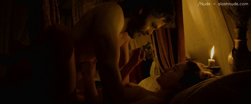 Florence Pugh Nude In Outlaw King 11