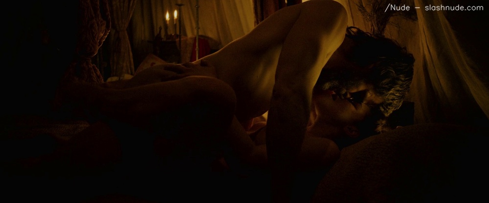 Florence Pugh Nude In Outlaw King 29
