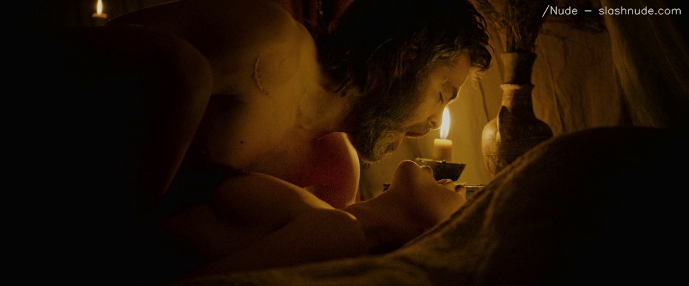 Florence Pugh Nude In Outlaw King 34