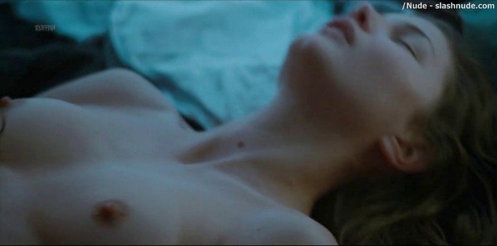 Iben Akerlie Topless In Dont Tell Me About Your Dreams 13