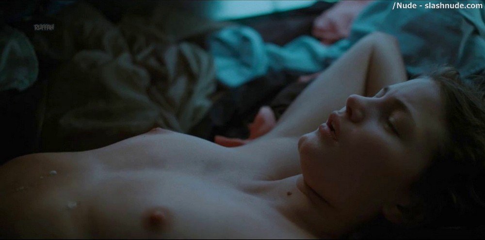 Iben Akerlie Topless In Dont Tell Me About Your Dreams 17