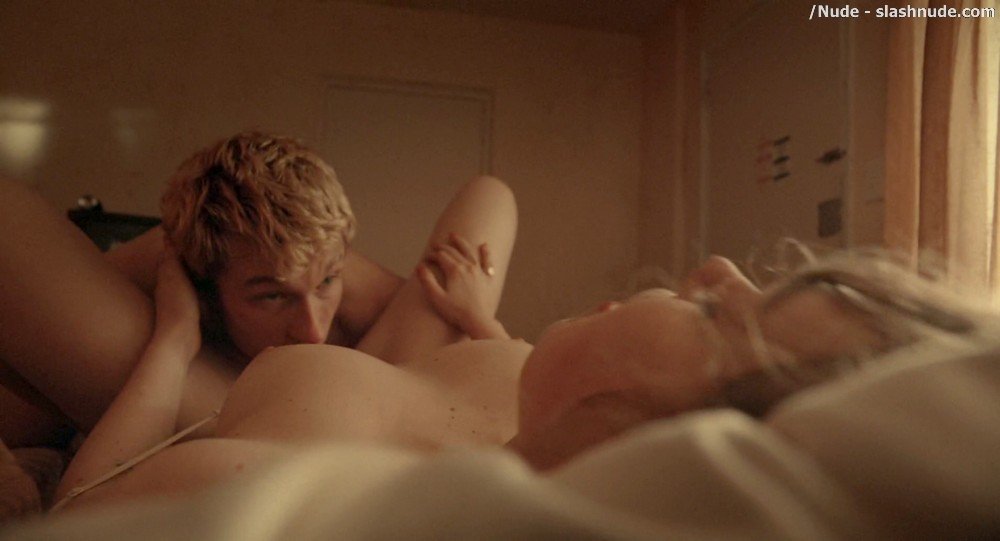 Imogen Poots Nude In Mobile Homes 10