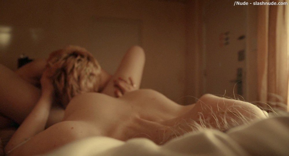 Imogen Poots Nude In Mobile Homes 7