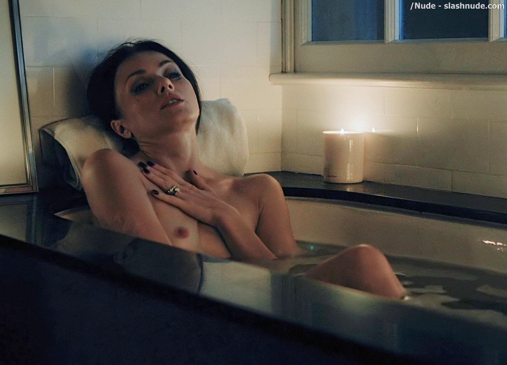 Irina Dvorovenko Nude For Bath In Flesh And Bone 18