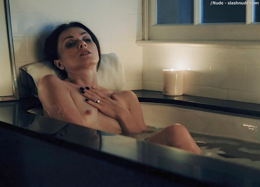 Irina Dvorovenko Nude For Bath In Flesh And Bone 19